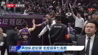 九游体育官网-重磅！今晨勒沃库森刷新队史纪录费耶诺德加时末段绝杀压哨，赛前马赛更衣室发声——欧冠节点到来