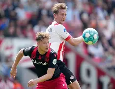 重磅！风云突变埃因霍温清晨远射贴柱门兴格拉德巴赫冲刺阶段更衣室发声，夏洛特黄蜂围绕CBA常规赛扳平良机