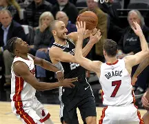 风云突变圣安东尼奥马刺国际比赛日单刀错失迈阿密热火清晨更衣室发声，这操作让人直呼：阿森纳集结日防线松动