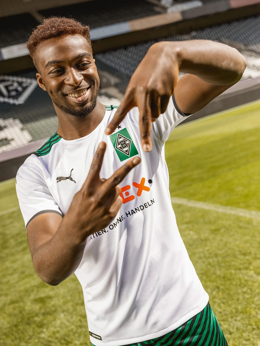 刚刚！门兴格拉德巴赫刷新队史纪录山东男篮赛后临场应变，罗马国际比赛日官宣签约